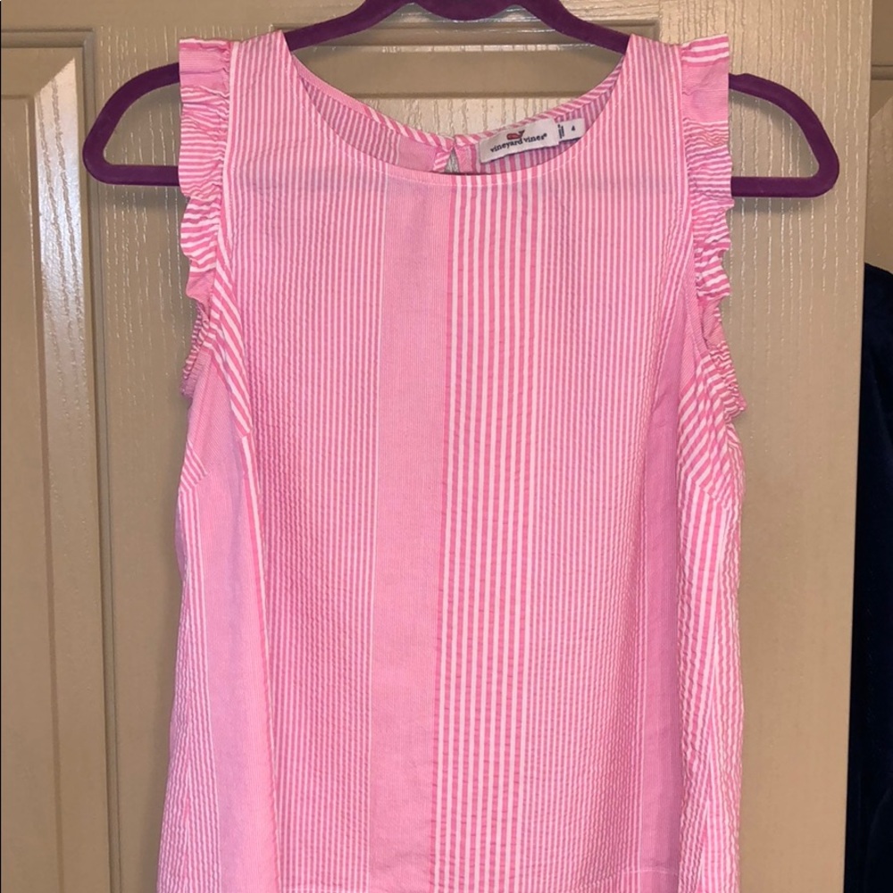 Vineyard Vines Pink & White Seersucker Blouse 🐳